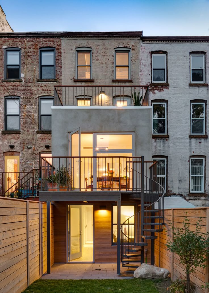 Modern rear facade design